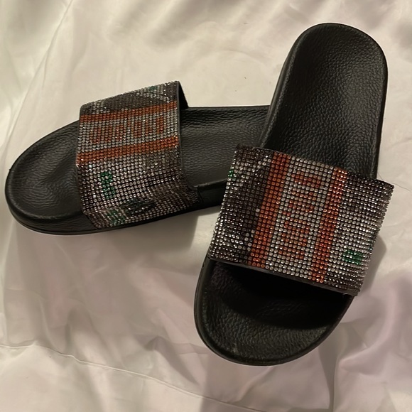 The good life rhinestone slides - Picture 2 of 4